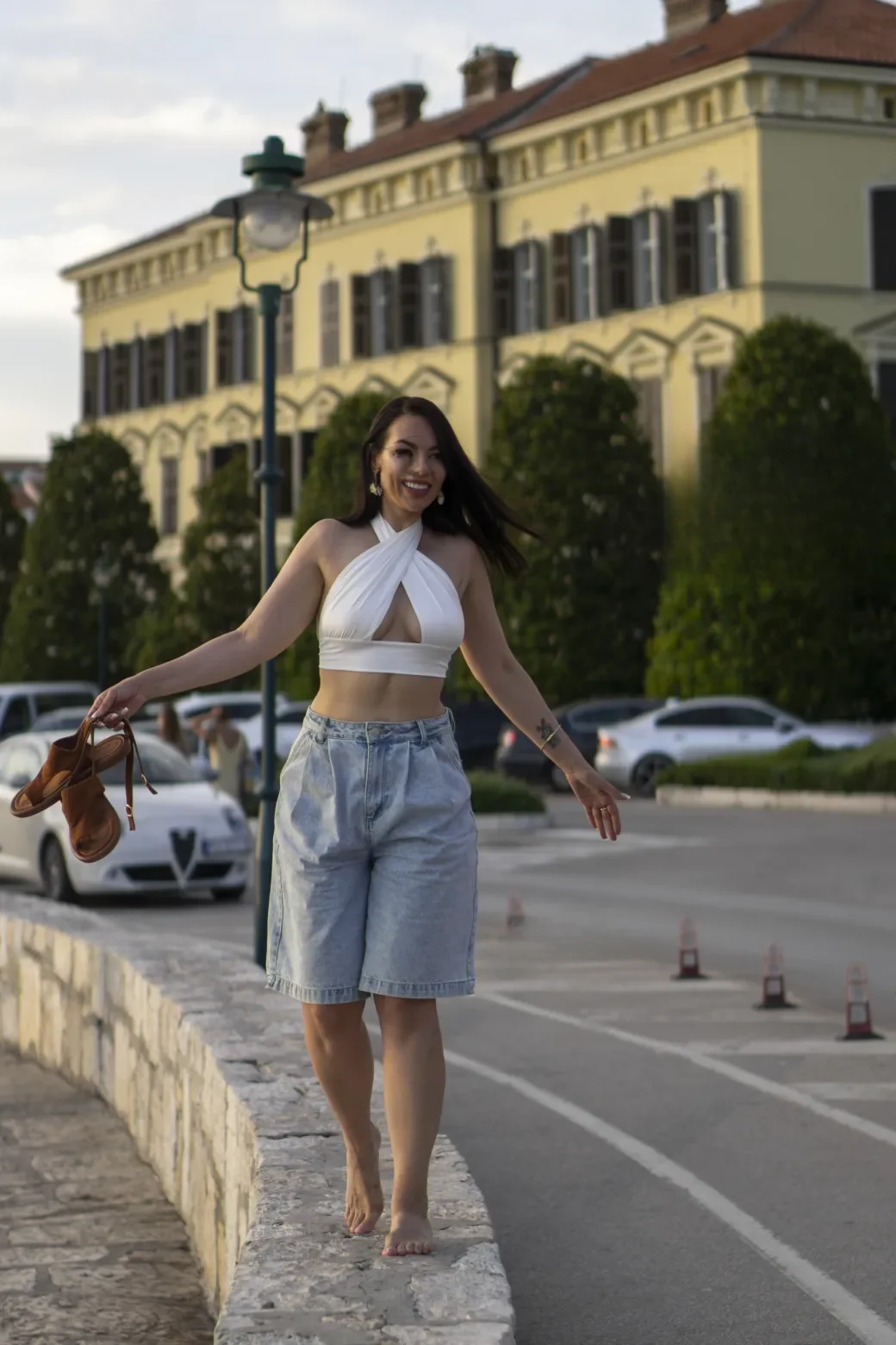 Victoria thumbnail 5