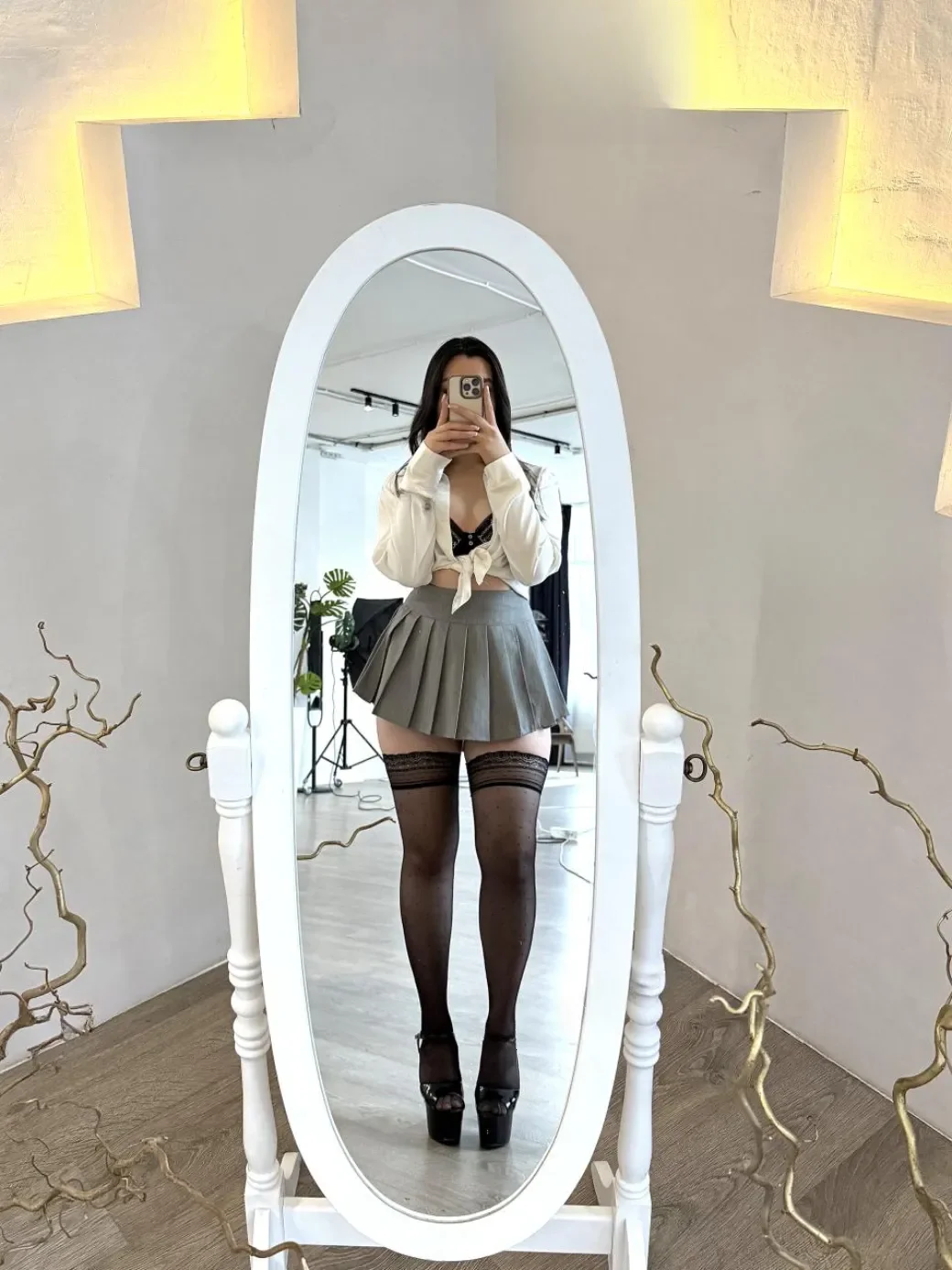 Elisa thumbnail 14