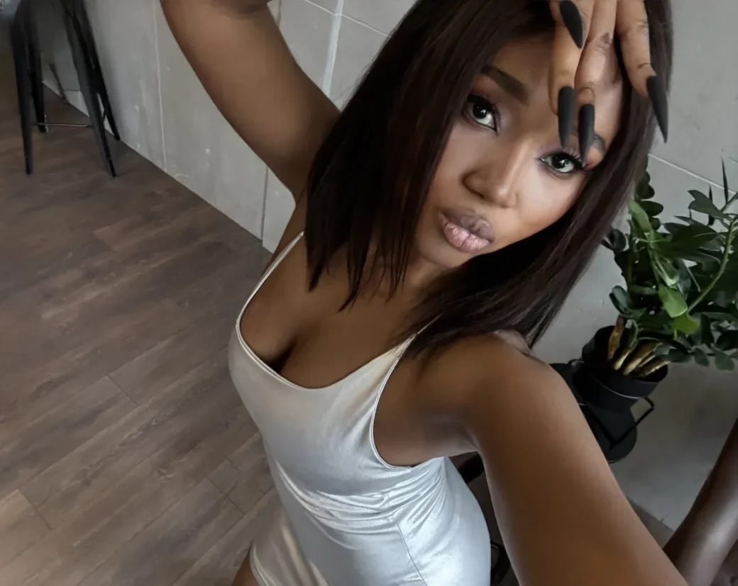 Alisha thumbnail 20