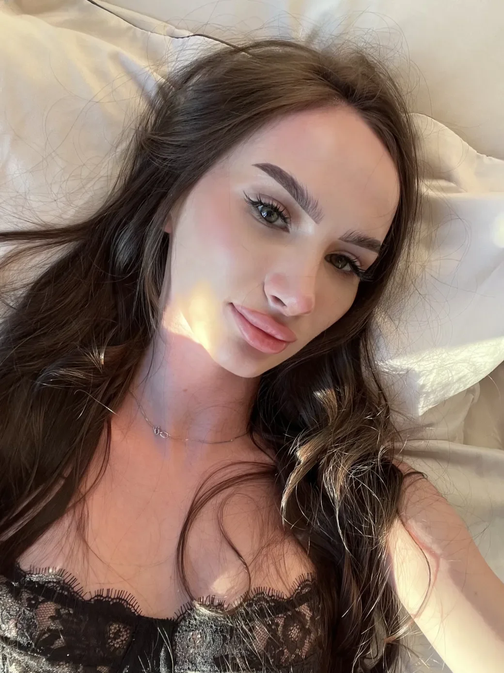 Emiliya thumbnail 14