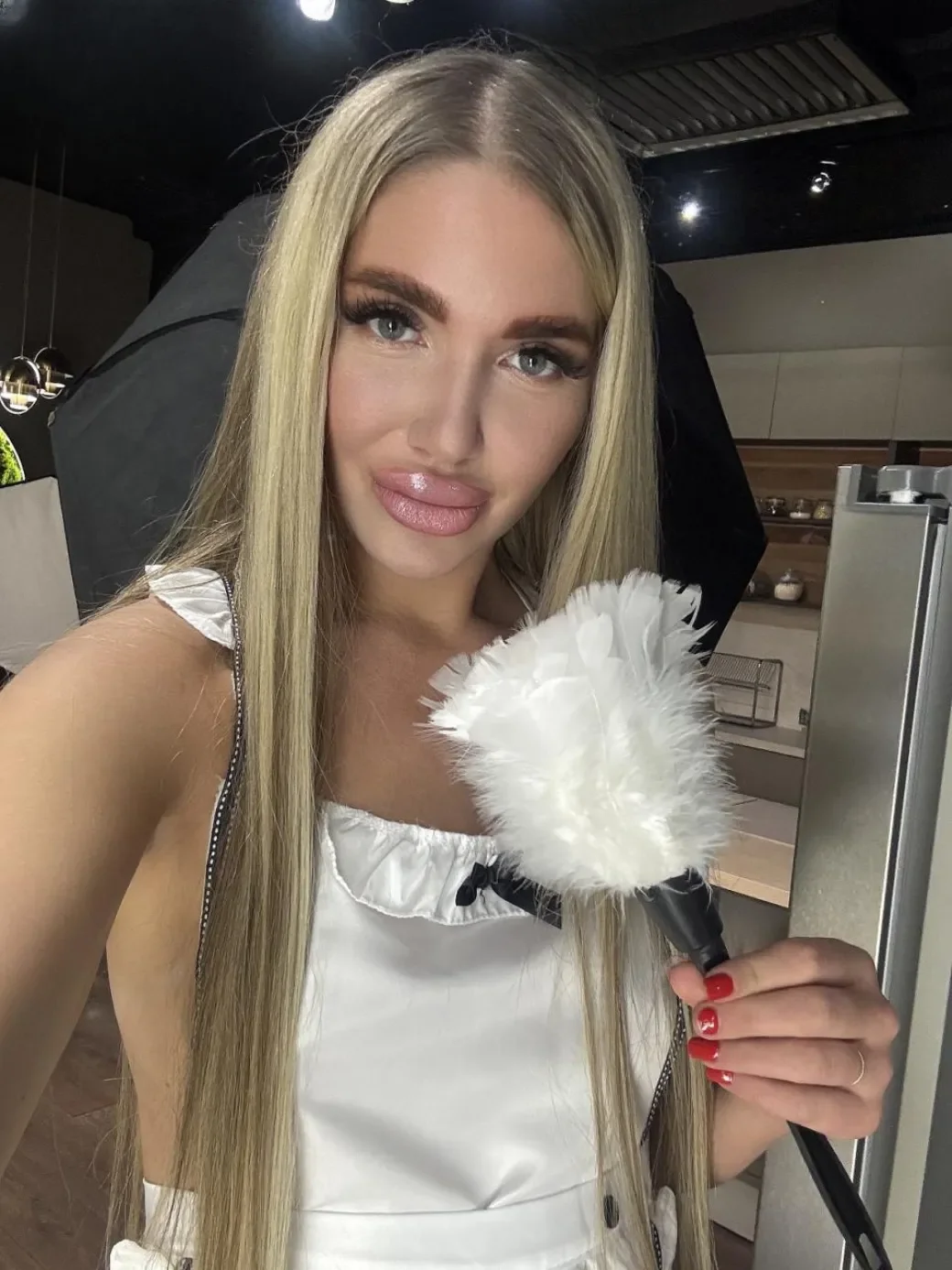 Elьmira thumbnail 4
