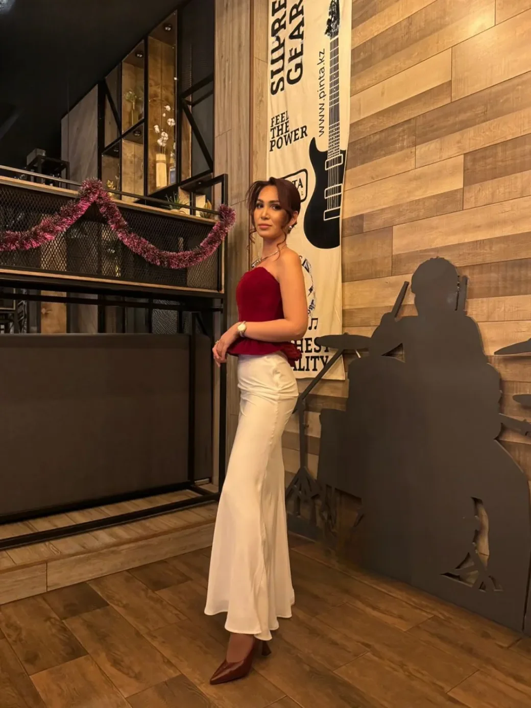 Victoria thumbnail 5
