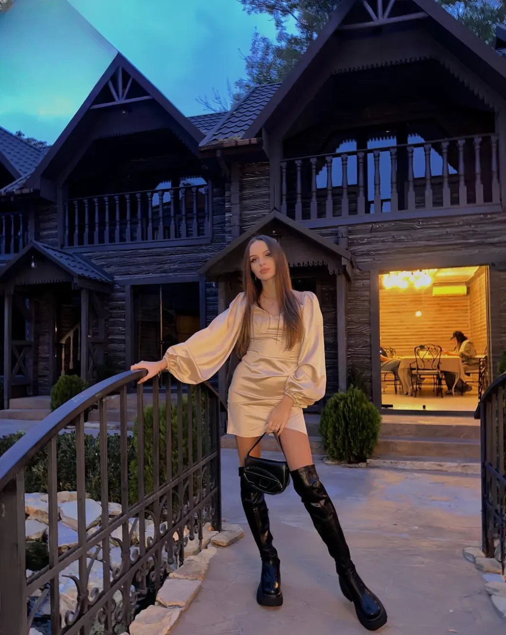 Angelika thumbnail 5