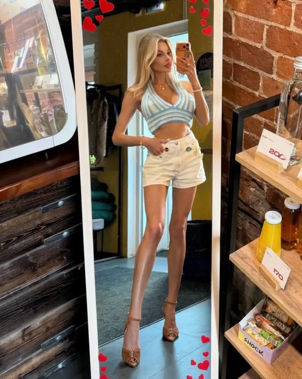 Alexa VIP thumbnail 23