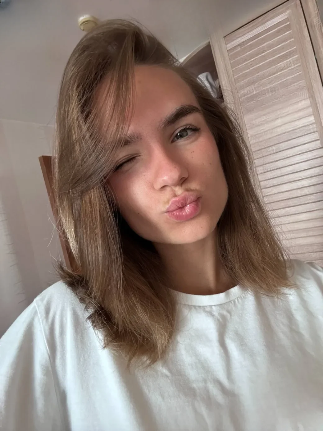 Erika thumbnail 13