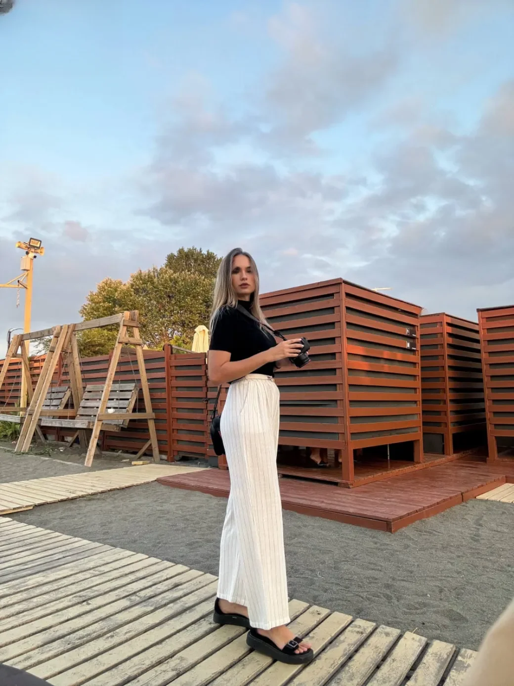 Erika thumbnail 17