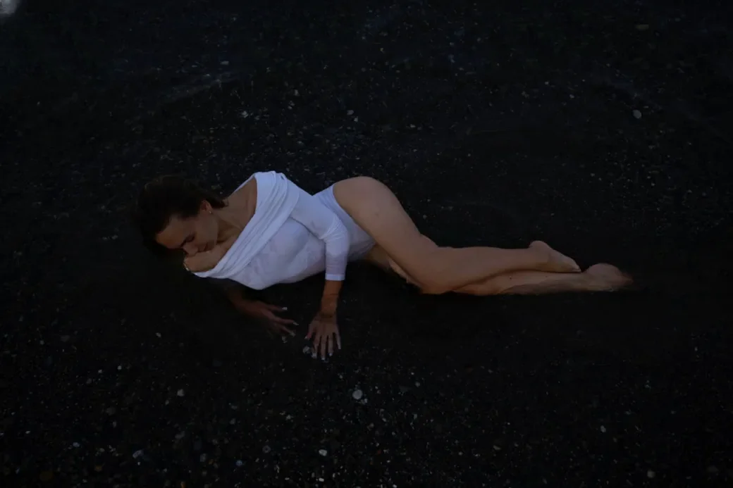 Erika thumbnail 2
