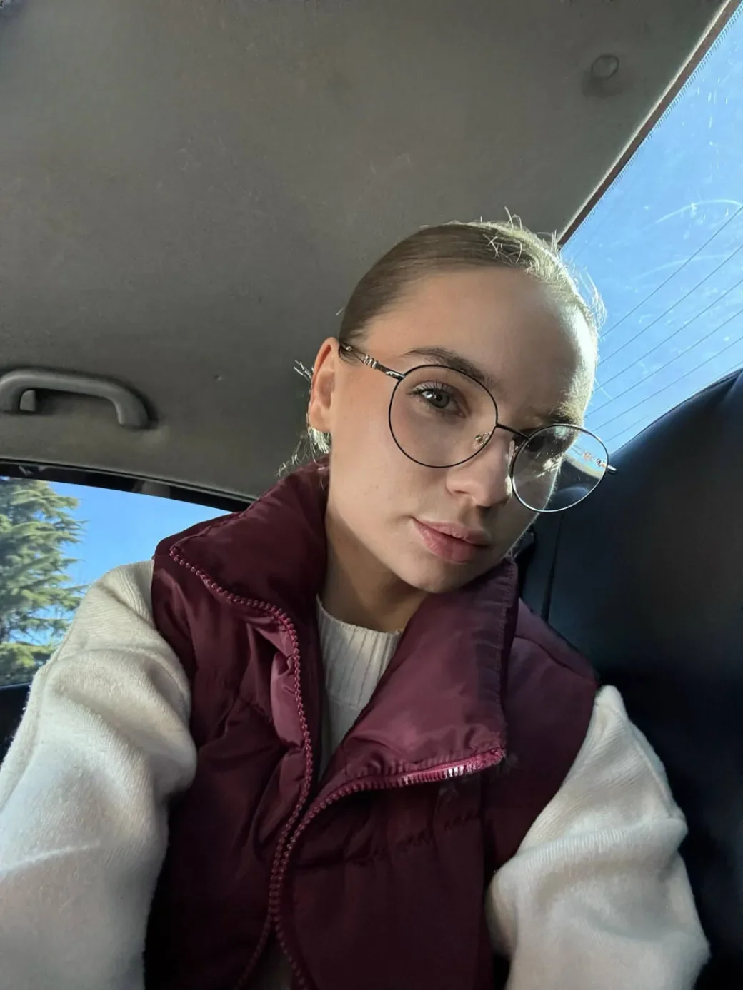 Erika thumbnail 9