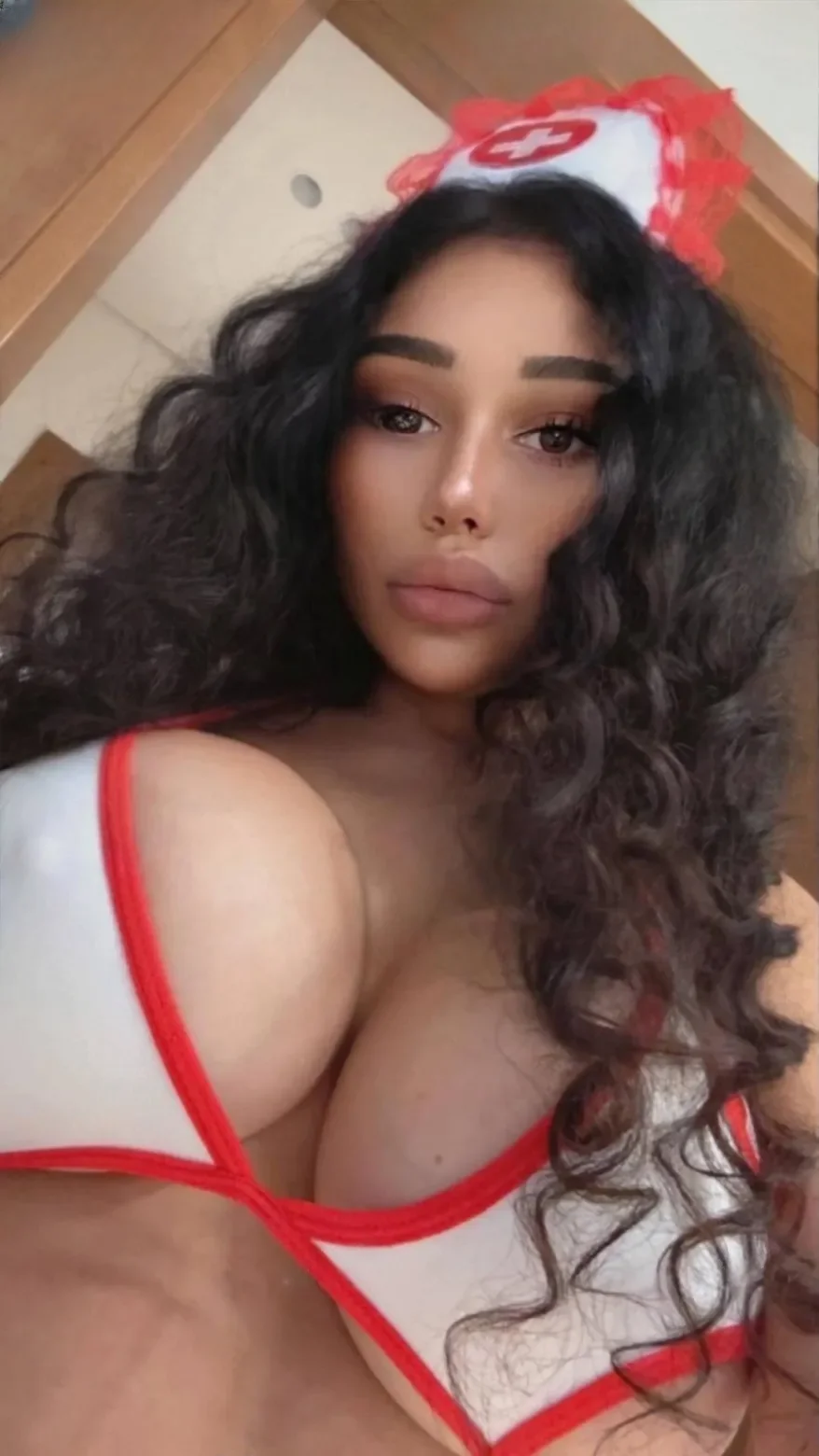 Leyla thumbnail 7