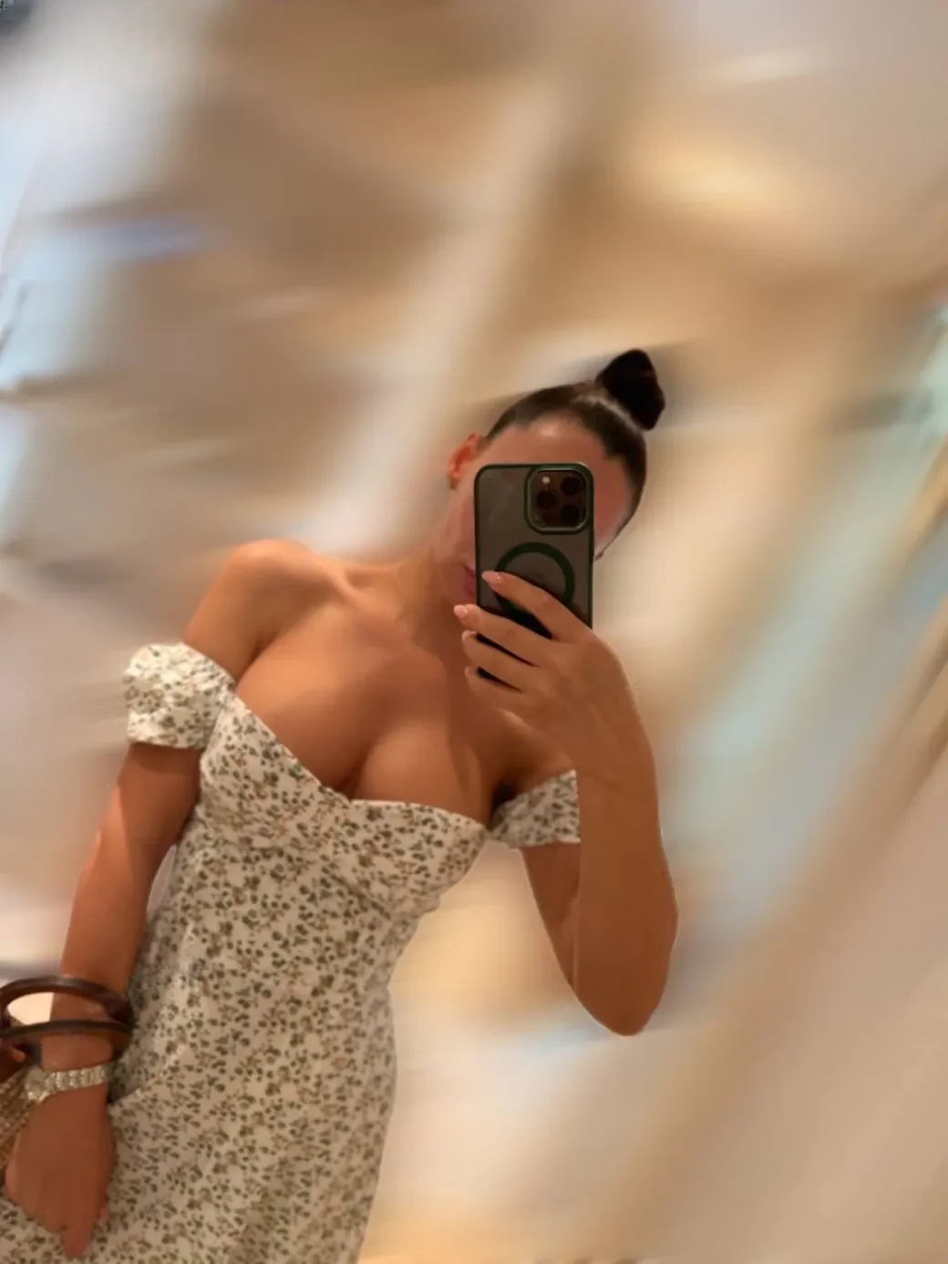 Victoria GFE thumbnail 18
