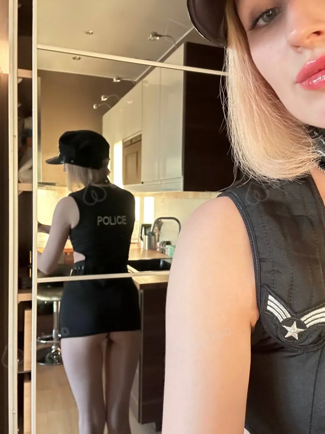 Angelina thumbnail 5