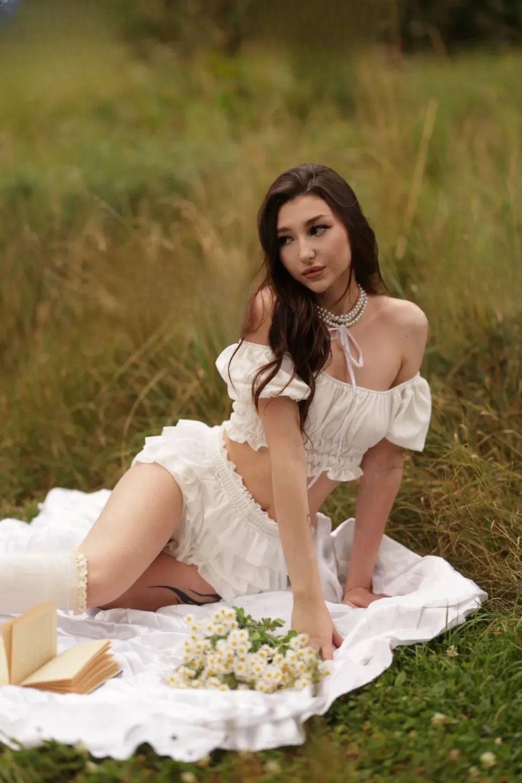 Aysha thumbnail 9