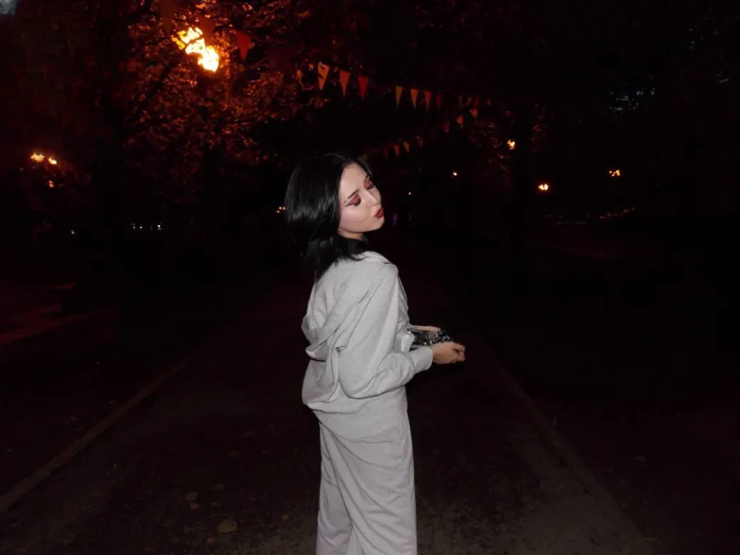 Vanessa thumbnail 11